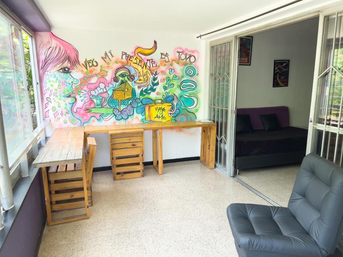 Rock Hostel Medellín Esterno foto